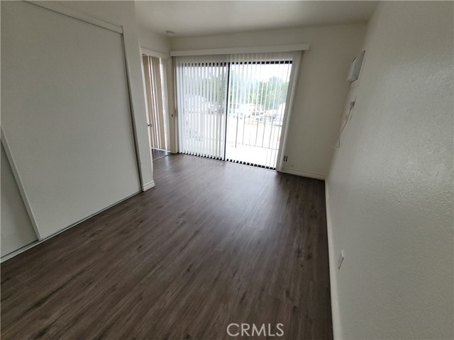 26853 9th Street, Highland CA: https://media.crmls.org/medias/04645cbe-03c3-43ca-9216-8648becba3f4.jpg