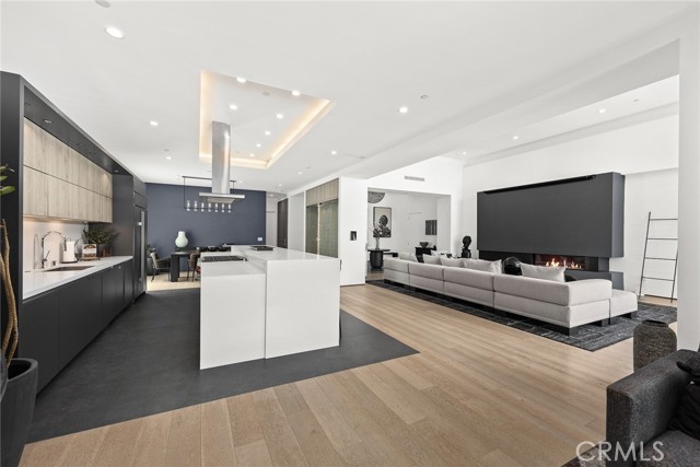 Detail Gallery Image 20 of 53 For 7139 Macapa, Los Angeles,  CA 90068 - 4 Beds | 5 Baths