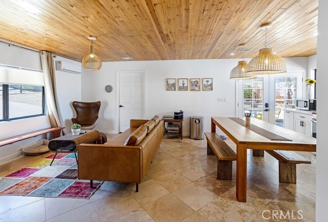 Detail Gallery Image 7 of 39 For 61680 Valley View Dr, Joshua Tree,  CA 92252 - 3 Beds | 2 Baths