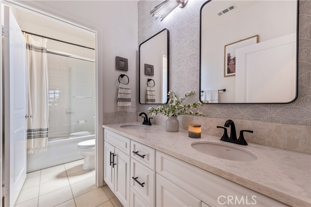 Detail Gallery Image 31 of 39 For 17065 Cantlay, Lake Balboa,  CA 91406 - 4 Beds | 3 Baths