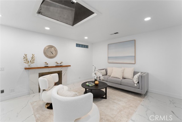 12611 Loraleen Street, Garden Grove CA: https://media.crmls.org/medias/0465b5a7-382b-40ff-ac13-c5bfd1fc8b22.jpg