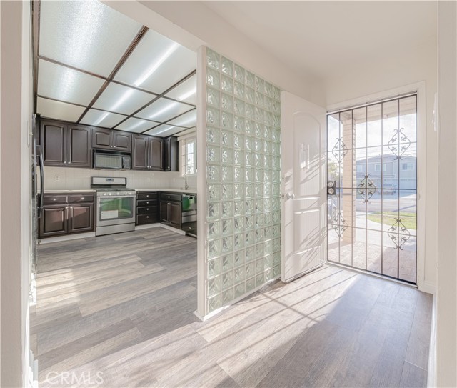 Detail Gallery Image 1 of 27 For 17032 Van Ness Ave, Torrance,  CA 90504 - 4 Beds | 2 Baths