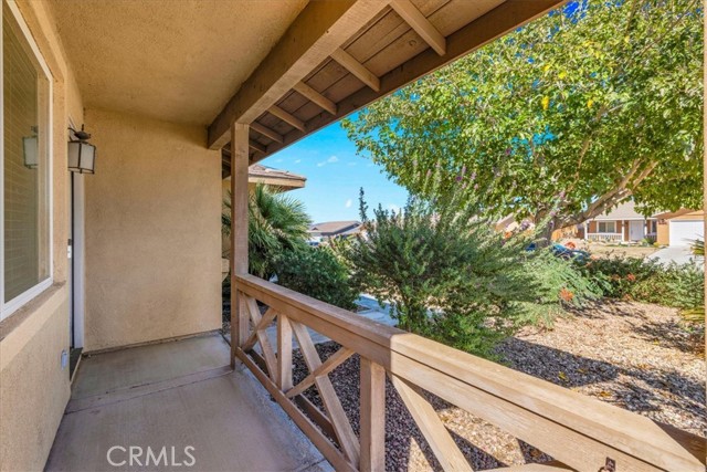 5154 Split Rock Avenue, 29 Palms CA: https://media.crmls.org/medias/0466d488-ef9e-4733-a38f-af2aeaab5385.jpg