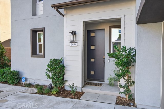 Detail Gallery Image 3 of 66 For 4059 Pomelo Dr, Corona,  CA 92883 - 4 Beds | 3 Baths