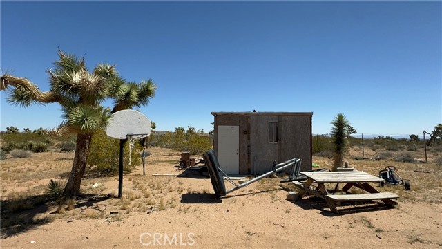 Detail Gallery Image 30 of 47 For 2975 La Habra Ave, Yucca Valley,  CA 92284 - 3 Beds | 2 Baths