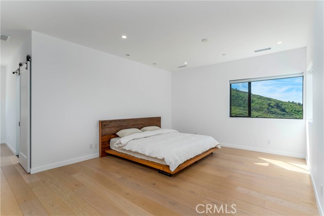 Detail Gallery Image 17 of 42 For 717 Latigo Canyon Rd, Malibu,  CA 90265 - 3 Beds | 3 Baths