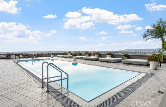 Detail Gallery Image 15 of 37 For 1100 Wilshire Bld #2608,  Los Angeles,  CA 90017 - 1 Beds | 1 Baths