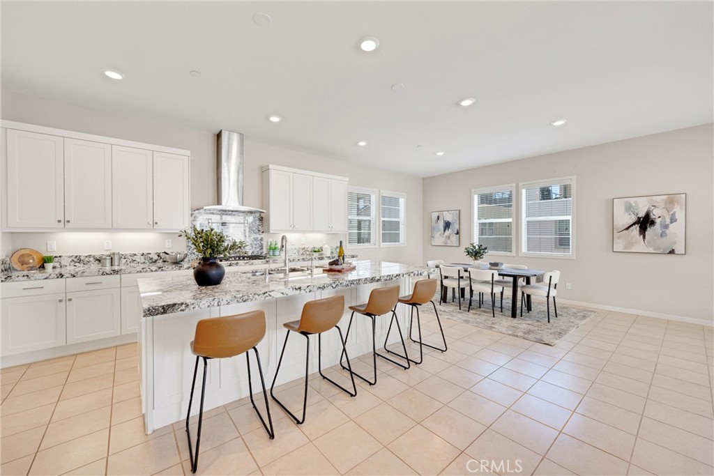 0468b5b4 5f47 416f 8553 382a100304da