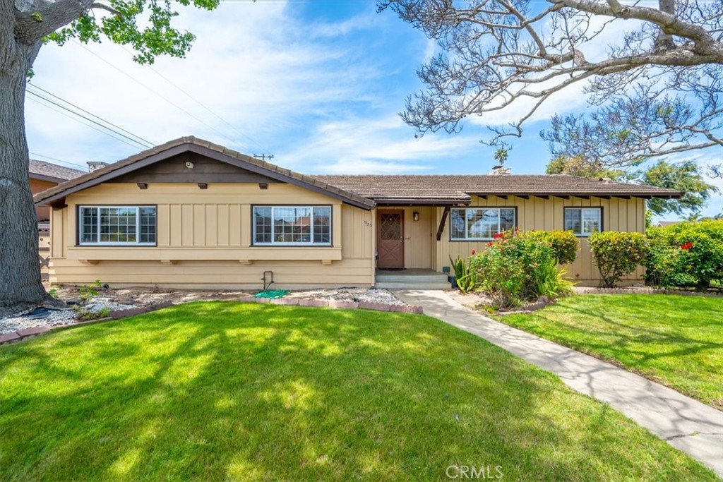 923 Christina Santa Maria, California 923 Christina