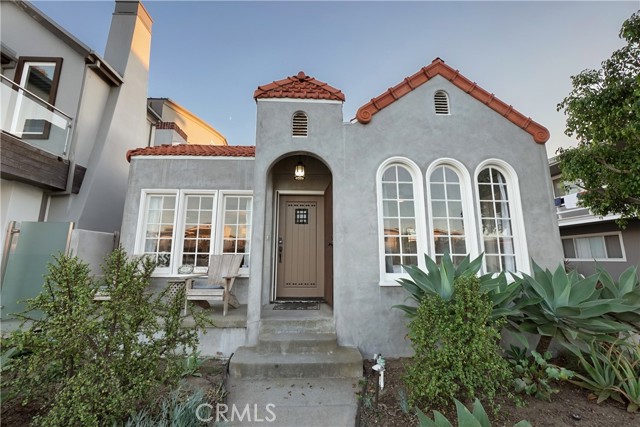 Detail Gallery Image 36 of 44 For 1113 W Balboa Bld, Newport Beach,  CA 92661 - 3 Beds | 2 Baths