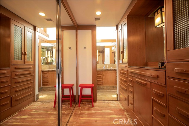 Detail Gallery Image 43 of 50 For 195 Parkwood Ave, Pasadena,  CA 91107 - 3 Beds | 2 Baths