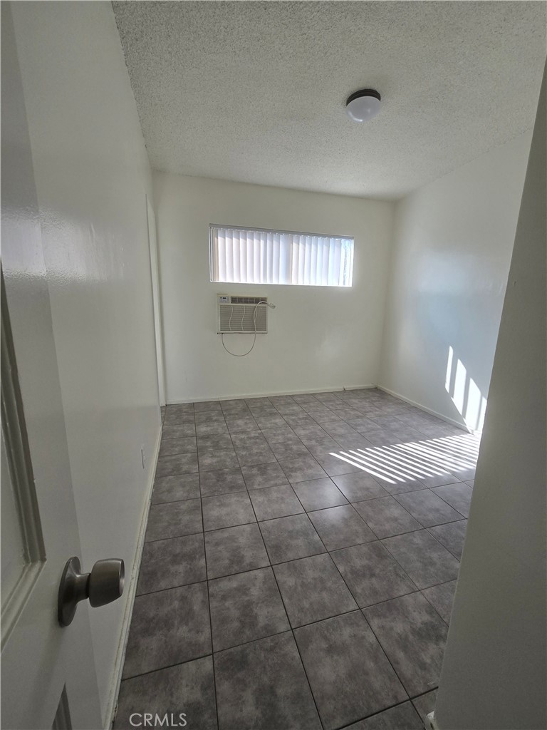 046ac7fa Abeb 4f9c 9bb8 2e74d68bec41