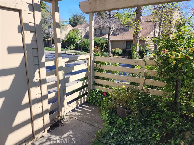 Detail Gallery Image 5 of 32 For 2820 Pennyroyal, Chico,  CA 95928 - 2 Beds | 1/1 Baths