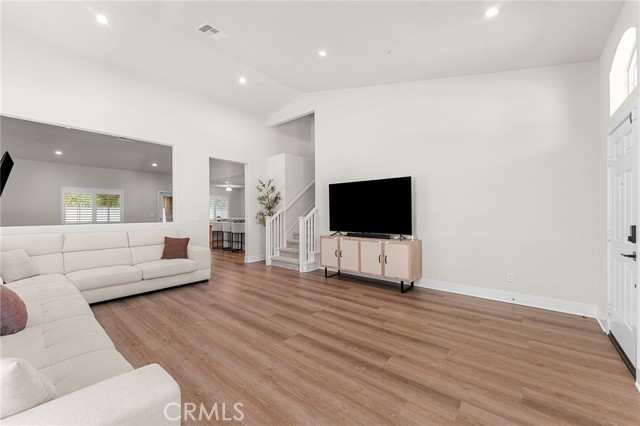 1240 Prabhu Way, Pomona CA: https://media.crmls.org/medias/046b9273-2f8e-4263-b4f2-8aa25bc9dd68.jpg