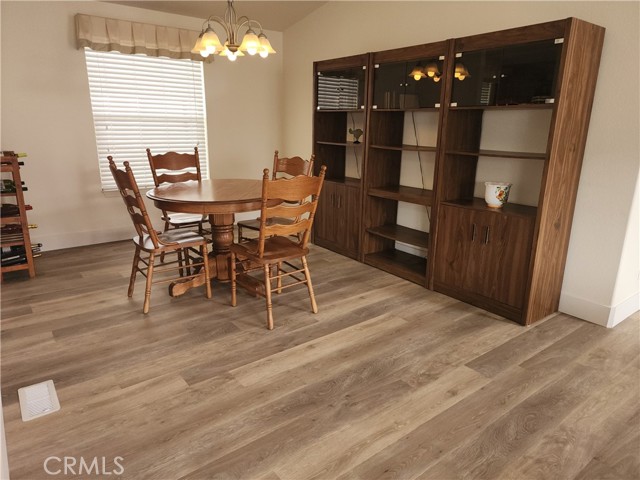 Detail Gallery Image 7 of 13 For 310 Magpie, Fountain Valley,  CA 92708 - 3 Beds | 2 Baths