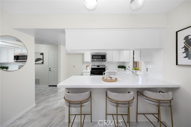 Detail Gallery Image 17 of 36 For 927 Sharp Pl, Pomona,  CA 91768 - 3 Beds | 2 Baths