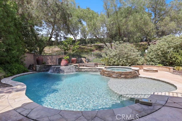 6 Marble Creek Lane, Coto de Caza CA: https://media.crmls.org/medias/046e90e4-2ac3-42ea-99bd-45813d280802.jpg