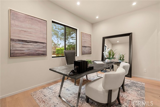 Detail Gallery Image 25 of 58 For 5525 Carpenter Ave, Valley Village,  CA 91607 - 5 Beds | 6/1 Baths