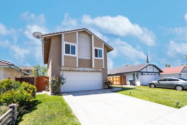 Detail Gallery Image 4 of 27 For 25167 Wendy Way, Moreno Valley,  CA 92551 - 3 Beds | 2/1 Baths