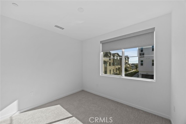 Detail Gallery Image 23 of 36 For 6137 Valentina Way #201,  Corona,  CA 92880 - 3 Beds | 2 Baths