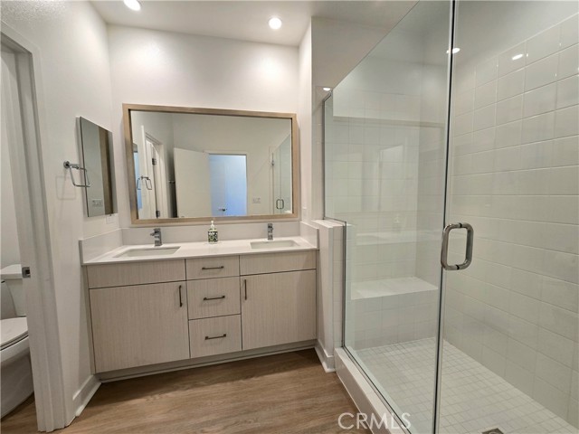 Detail Gallery Image 9 of 26 For 18 E Sunset, Long Beach,  CA 90805 - 3 Beds | 3 Baths