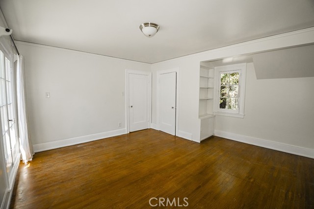 Detail Gallery Image 4 of 34 For 11343 Missouri Ave, Los Angeles,  CA 90025 - 4 Beds | 3 Baths