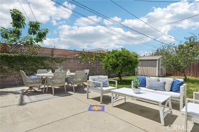 Image 4 of 28 For 18919 Cranbrook Avenue