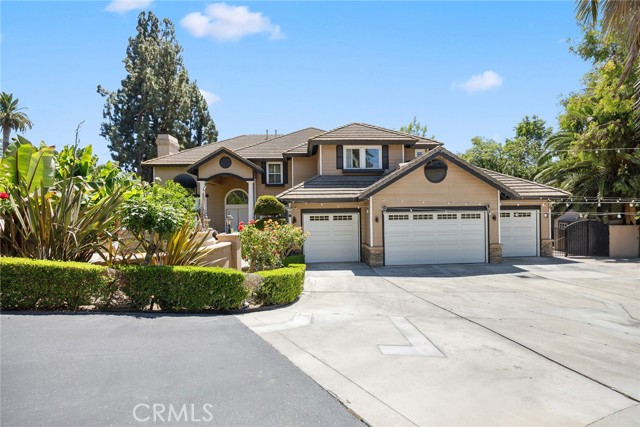450 S Estate Drive, Orange CA: https://media.crmls.org/medias/0470cc08-8803-459f-843b-5f4898030a0f.jpg