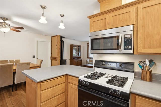 6950 Navarette Avenue, Atascadero CA: https://media.crmls.org/medias/04718926-e1f0-43a6-ba80-5b3d93028de7.jpg