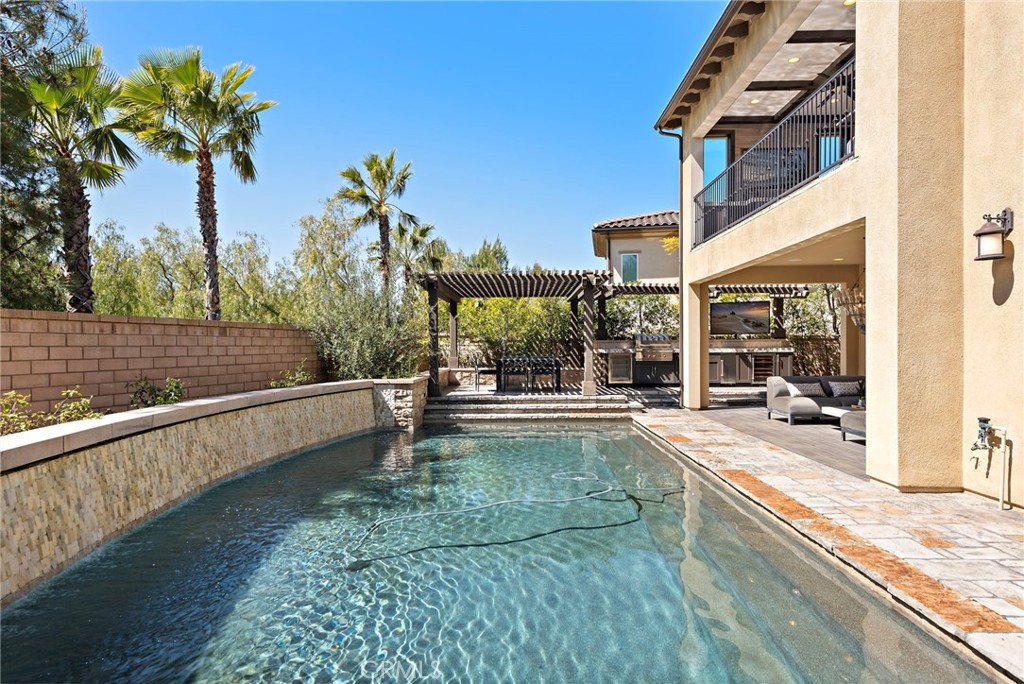 0471d604 D53b 42cf A087 90186a80a834