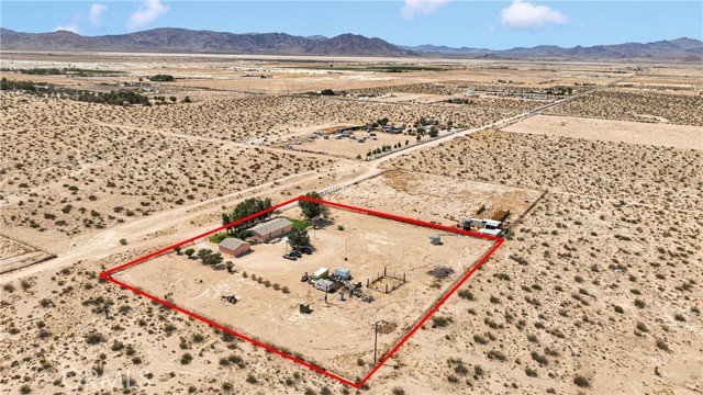 Detail Gallery Image 37 of 37 For 11025 Locust Ave, Lucerne Valley,  CA 92356 - 3 Beds | 2 Baths