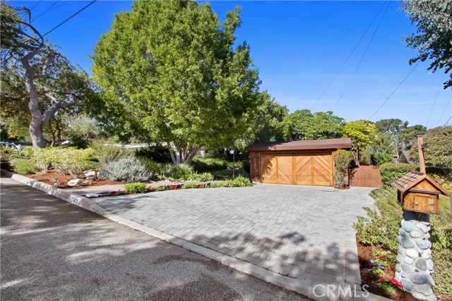 2249 Carriage Drive, Rolling Hills Estates, California 90274, 4 Bedrooms Bedrooms, ,1 BathroomBathrooms,Residential,Sold,Carriage,SB22013774