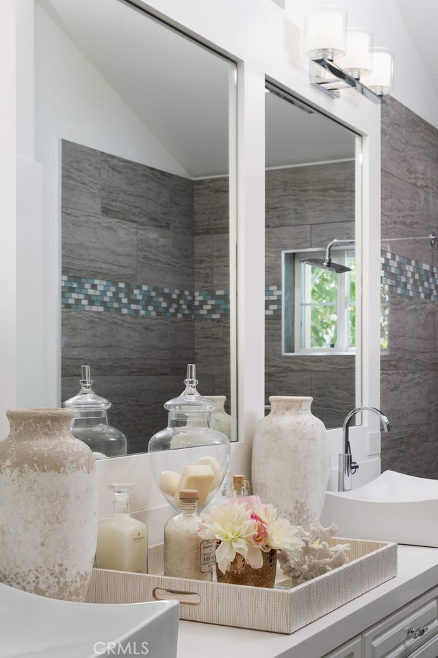 Detail Gallery Image 23 of 43 For 2 Teramo Ct, Newport Coast,  CA 92657 - 2 Beds | 2 Baths