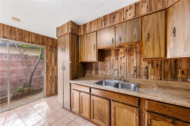 3132 East 3rd Street photo 16