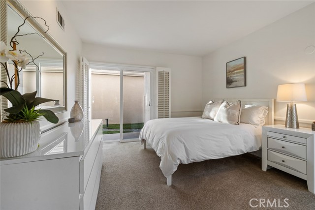Detail Gallery Image 25 of 68 For 218 Evening Star Ln, Newport Beach,  CA 92660 - 5 Beds | 3/1 Baths
