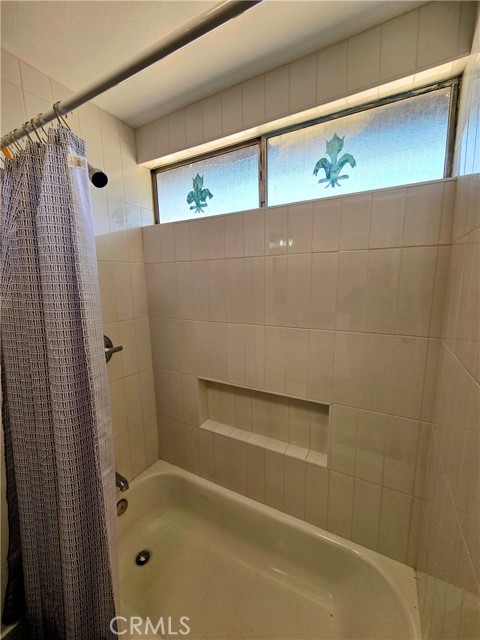 5441 Abronia Avenue, 29 Palms CA: https://media.crmls.org/medias/0476af98-9876-4778-8da6-07d8a4a7bf82.jpg
