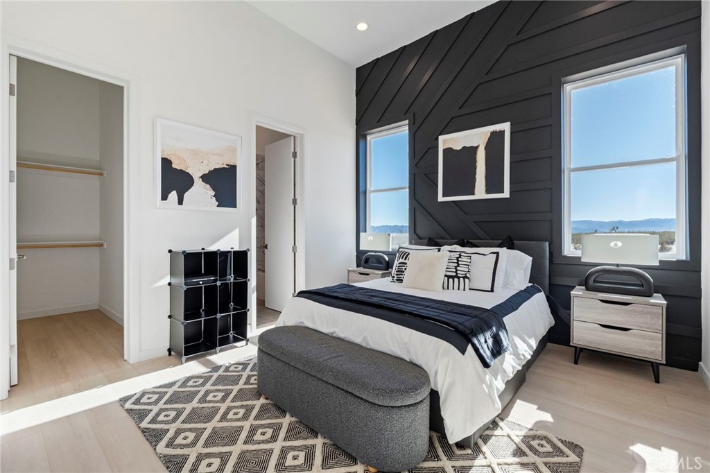 MLS #OC25274314 image #17