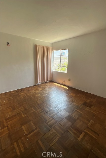 Detail Gallery Image 12 of 20 For 3270 Easy St, San Diego,  CA 92105 - 3 Beds | 2 Baths