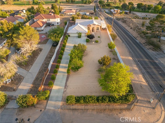 18463 Orange Street, Hesperia CA: https://media.crmls.org/medias/047738e5-e578-43a7-925a-b7d0f8fdc4f1.jpg