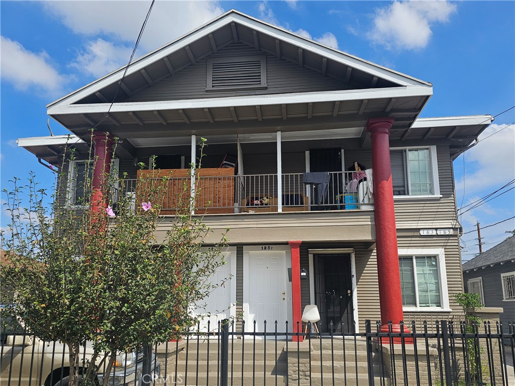 183 E 35th