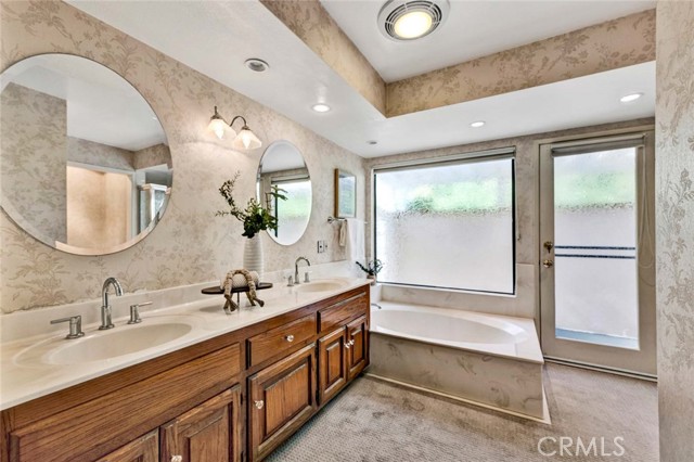 Detail Gallery Image 14 of 33 For 6823 E La Cumbre Dr, Orange,  CA 92869 - 3 Beds | 2 Baths