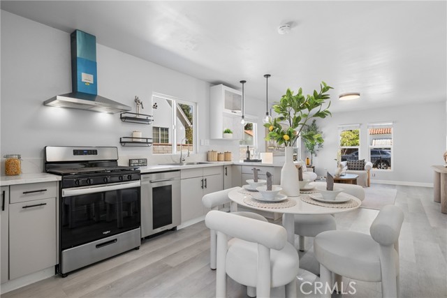 Detail Gallery Image 7 of 39 For 2461 Saint Pierre, Altadena,  CA 91001 - 4 Beds | 2 Baths