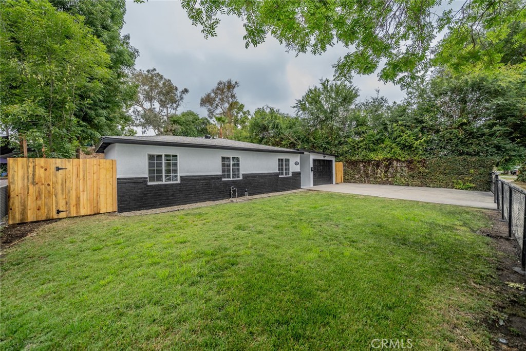 2133 Powers Street