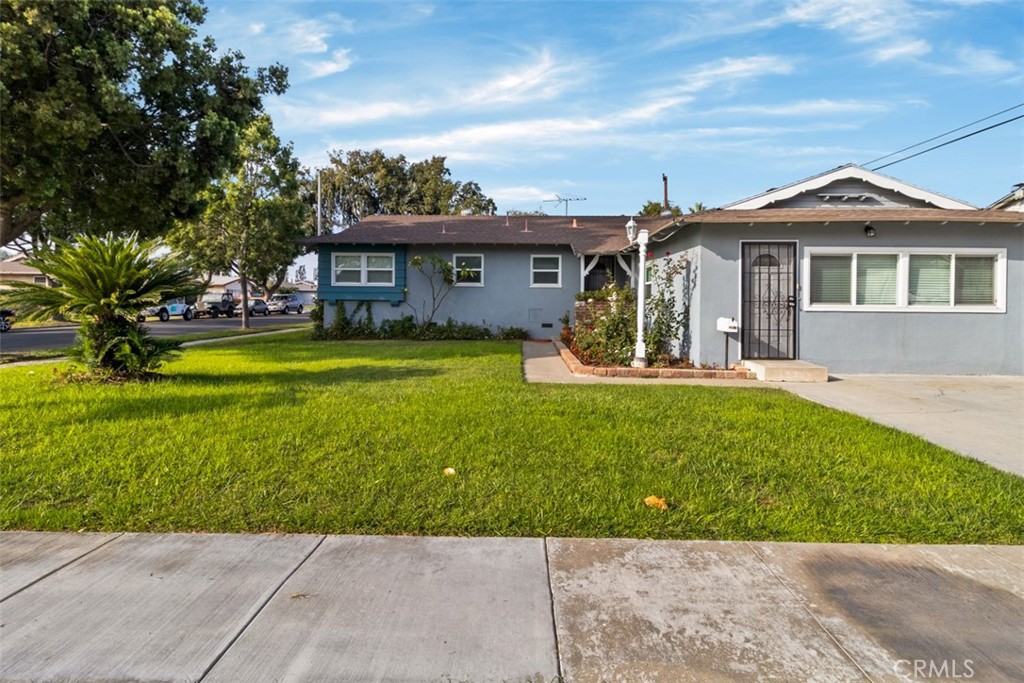3157 W Lindacita Lane