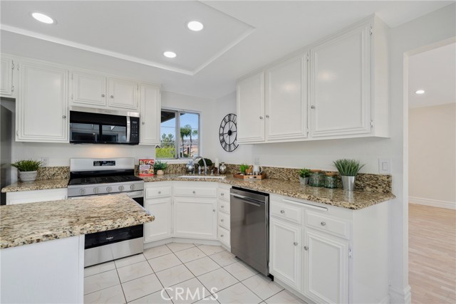 Detail Gallery Image 18 of 50 For 8496 East Meadowridge Street, Anaheim Hills,  CA 92808 - 4 Beds | 2 Baths