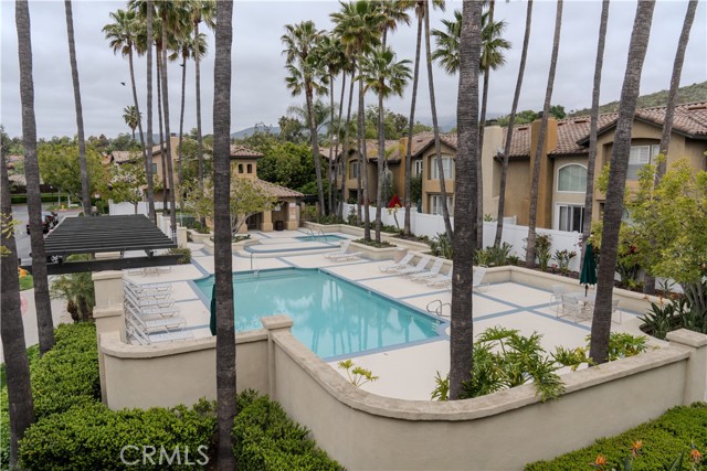 2 Mira Mesa, Rancho Santa Margarita CA: https://media.crmls.org/medias/04793b43-440b-466c-aa9a-f6aa152b3415.jpg