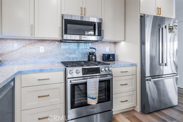 31 N 3rd Street, Cayucos CA: https://media.crmls.org/medias/0479d714-f17d-425c-96b9-0bf151f31834.jpg