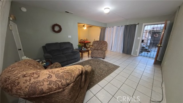 26504 Paseo San Gabriel, San Juan Capistrano CA: https://media.crmls.org/medias/047a2372-91a8-4272-8b8a-5015cee145ec.jpg