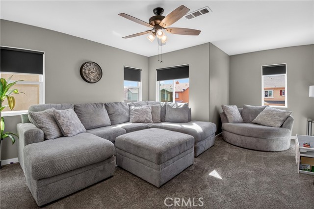 Detail Gallery Image 18 of 31 For 14016 Katelyn St, Hesperia,  CA 92345 - 6 Beds | 3 Baths