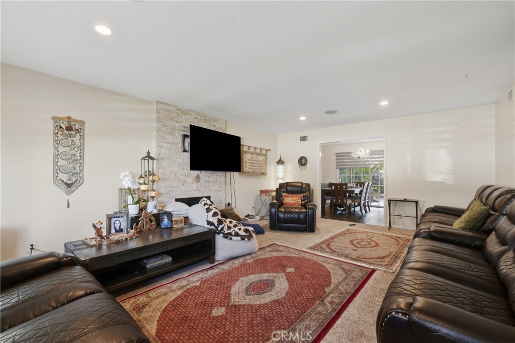 MLS #DW25270630 image #14